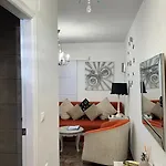 Deluxe - Naufragos -torrevieja Costa Blanca *