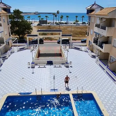 Deluxe - Naufragos -torrevieja Costa Blanca *