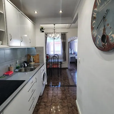 Deluxe - Naufragos -torrevieja Costa Blanca